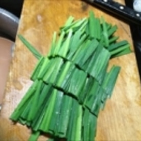 おとうさんの至福のおつまみ ニラだけ焼きそば レシピ 作り方 By Johnny Bean 楽天レシピ